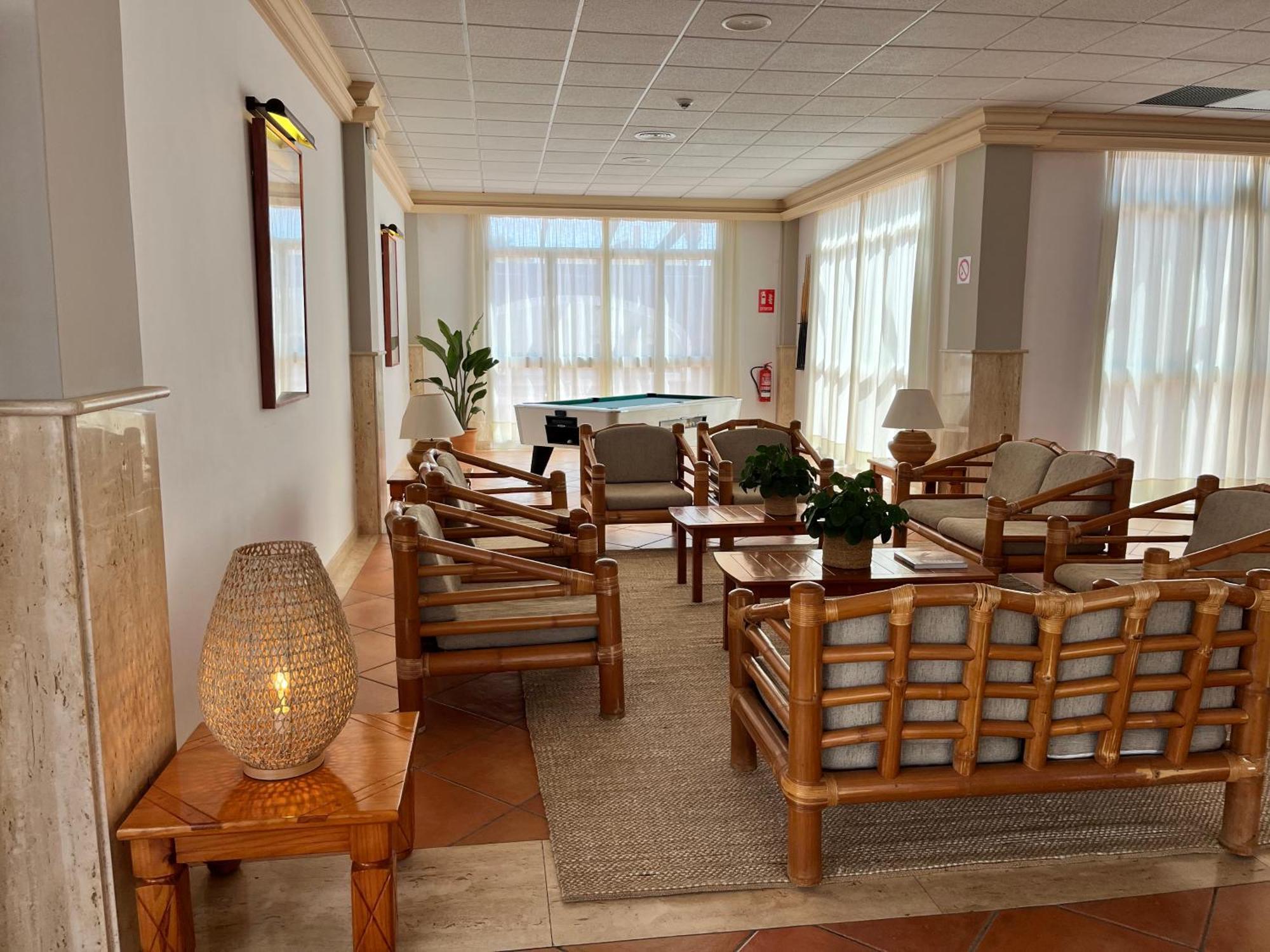 Nuramar Aparthotel Cala en Bosc Eksteriør bilde